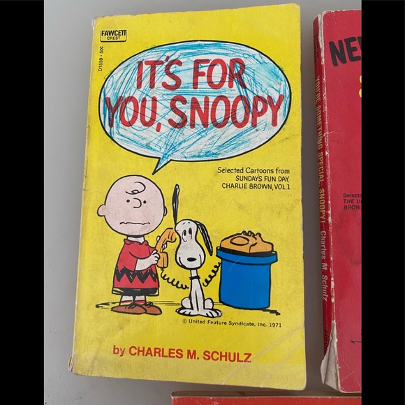 Vintage Snoopy and Casper Paperbacks - Picture 4 of 16
